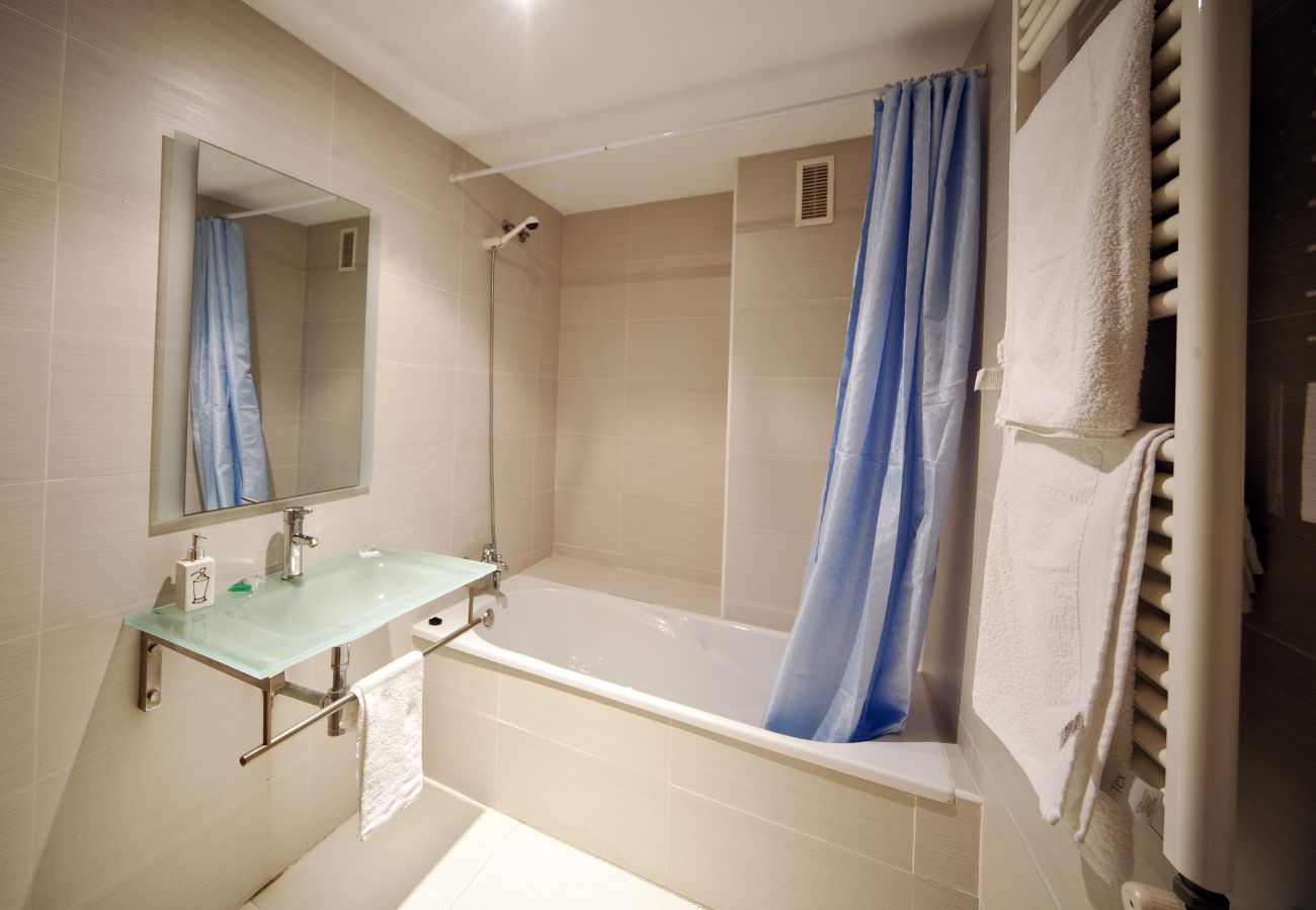 Appartement à Valence / Valencia - Marina Real 2ch - Apt. Terrasse 5 pers Appartement à Valence / Valencia - Marina Real 2ch - Apt. Terrasse 5 pers