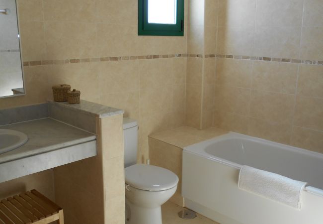 Appartement à Costa Teguise -  Costa Teguise Beach 2ch- 6 pers- 301 Appartement à Costa Teguise -  Costa Teguise Beach 2ch- 6 pers- 301
