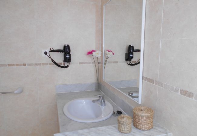 Appartement à Costa Teguise -  Costa Teguise Beach 2ch- 6 pers- 301 Appartement à Costa Teguise -  Costa Teguise Beach 2ch- 6 pers- 301