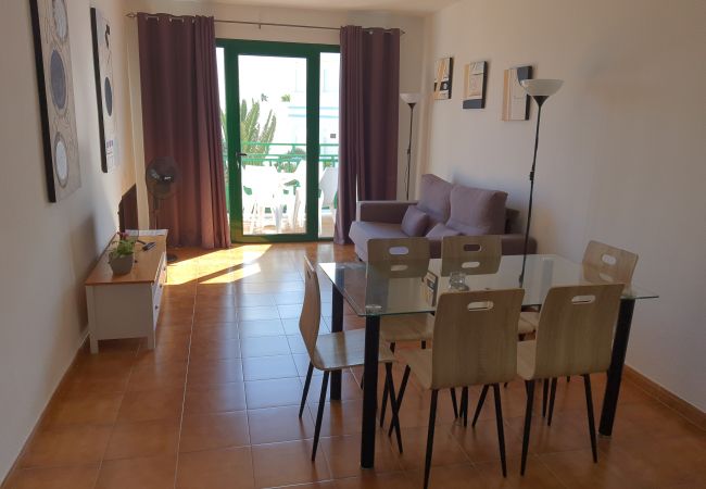 Appartement à Costa Teguise -  Costa Teguise Beach 2ch- 6 pers- 301 Appartement à Costa Teguise -  Costa Teguise Beach 2ch- 6 pers- 301
